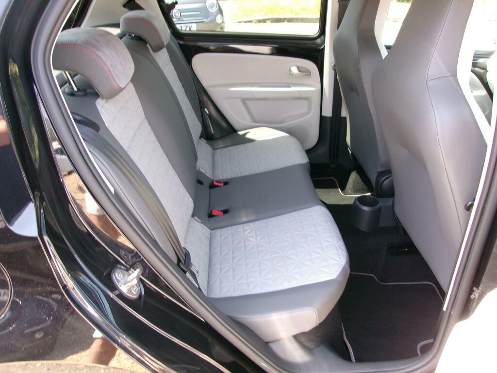 Volkswagen Up Up Tsi Black #16