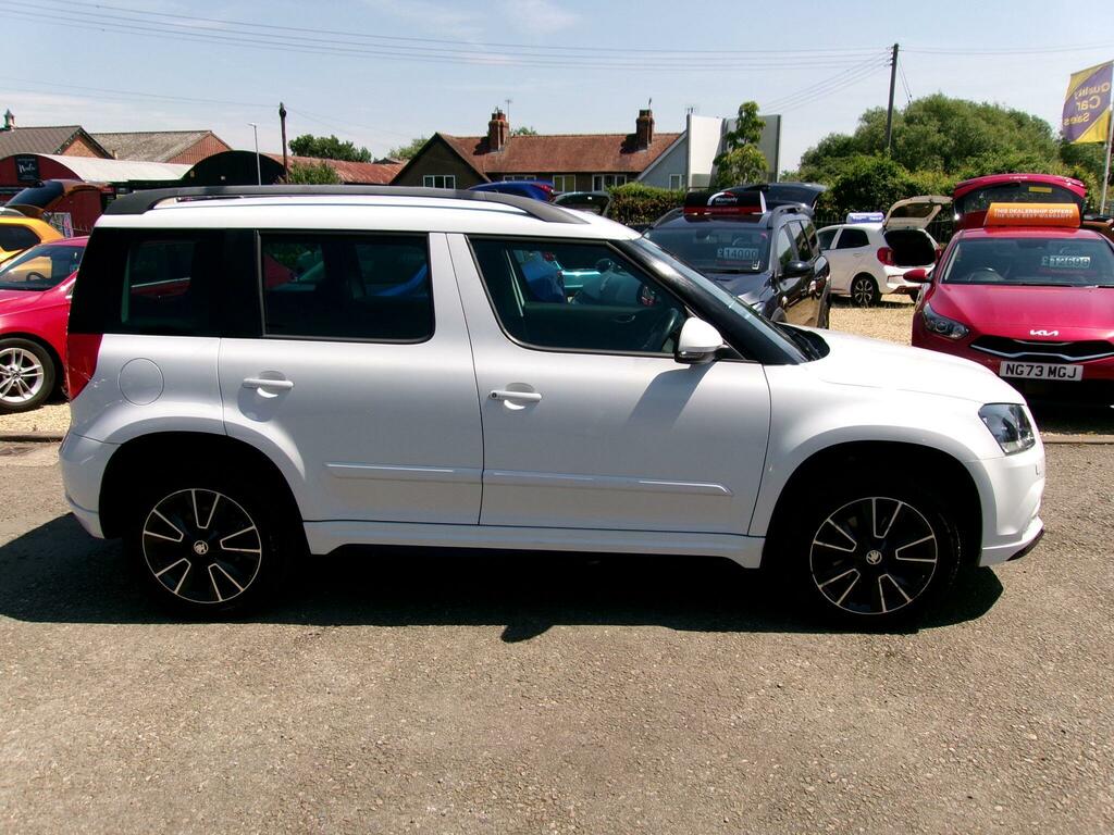 Skoda Yeti 1.2 Tsi Se Suv Green #7