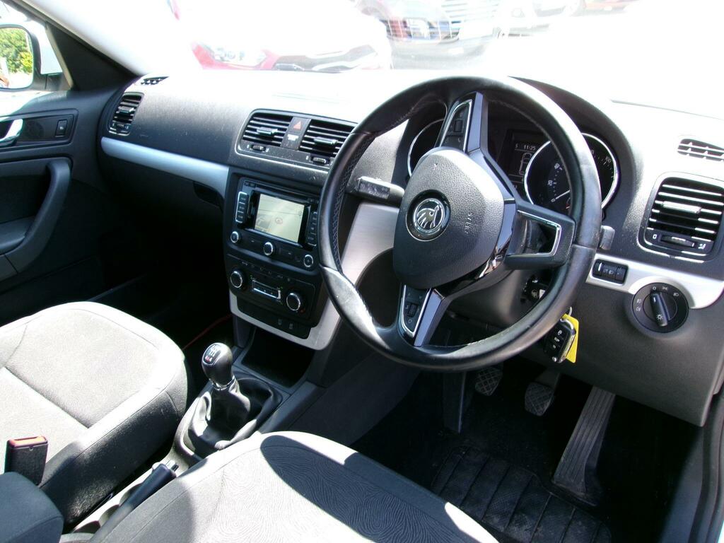 Skoda Yeti 1.2 Tsi Se Suv Green #12