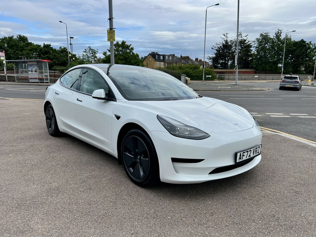 Tesla Model 3 Saloon 202272 White #5