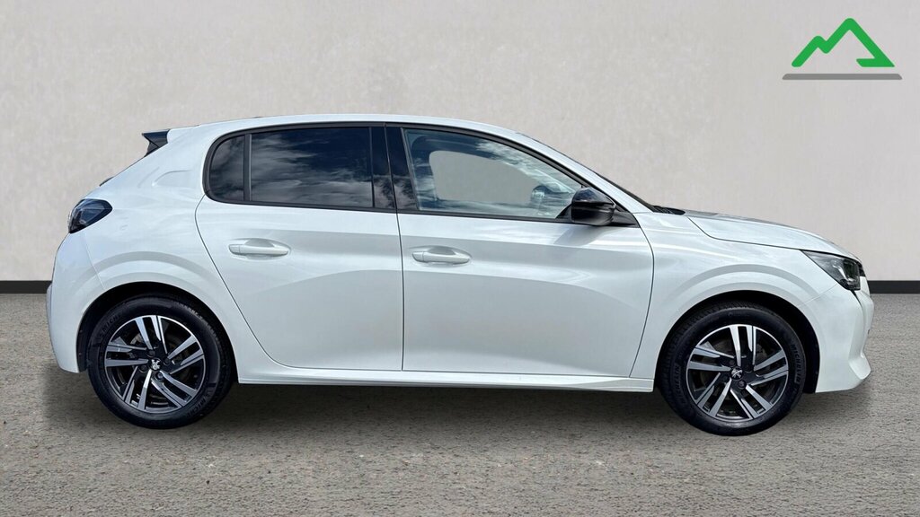 Peugeot 208 1.2 Puretech Allure Premium Hatchback PY72BNL White #5