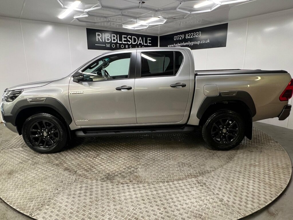 Toyota HILUX 2.8 D-4d-h Invincible X 4Wd Euro 6 CC11BUY  #4