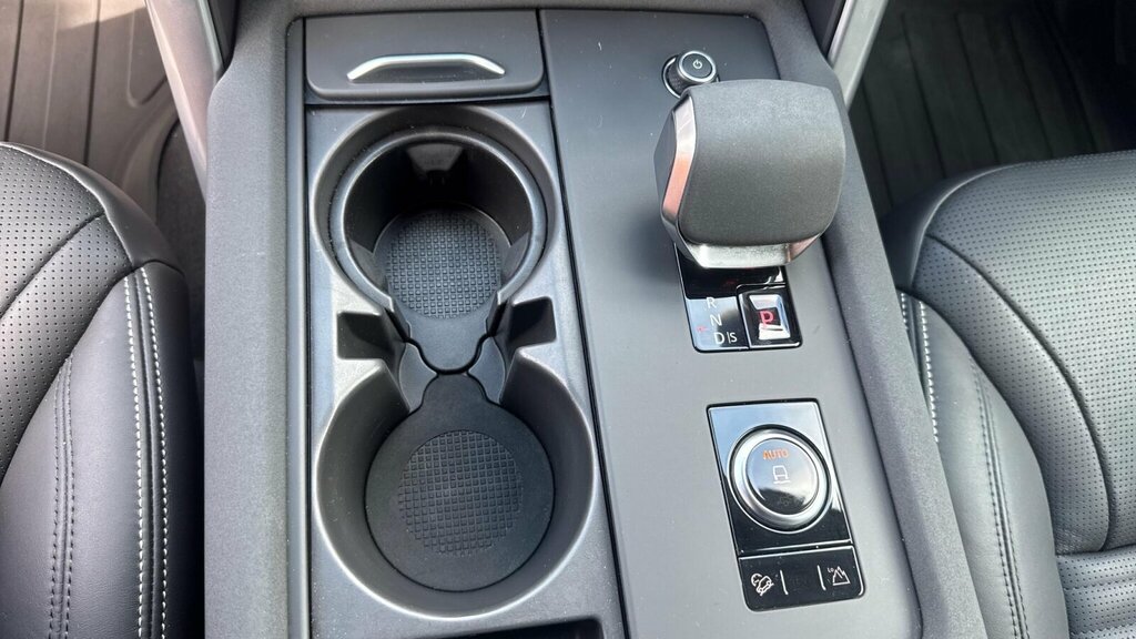 Land Rover Discovery D350 Dynamic Hse Grey #29