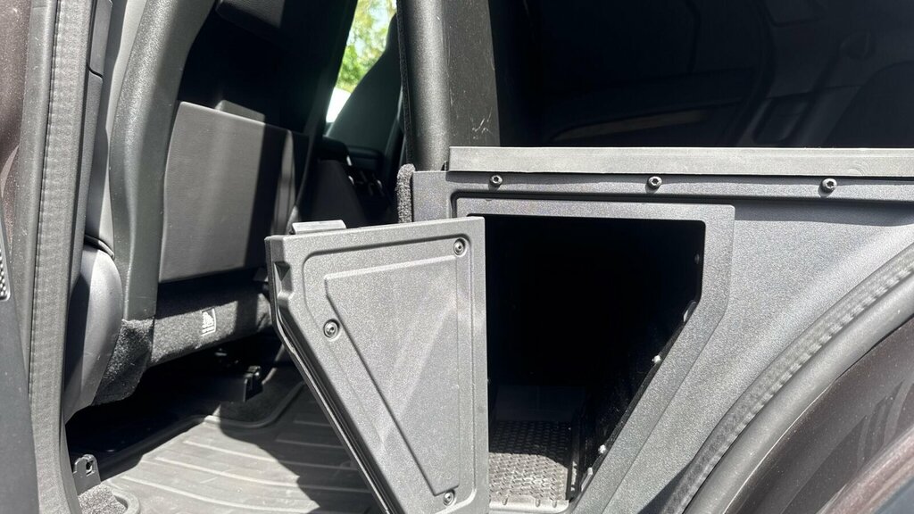 Land Rover Discovery D350 Dynamic Hse Grey #38