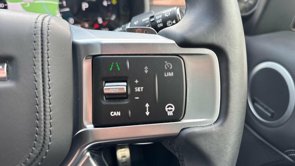 Land Rover Discovery D350 Dynamic Hse Grey #21