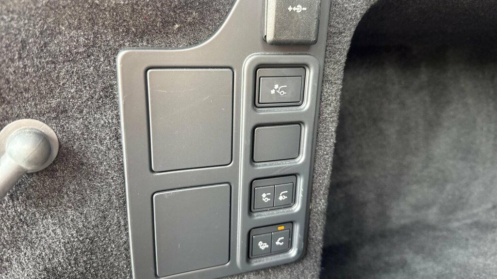 Land Rover Discovery D350 Dynamic Hse Grey #35