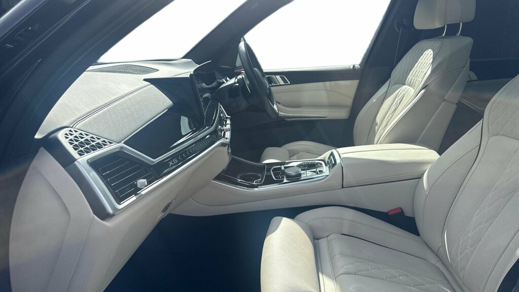 BMW X5 3.0 40D Mht M White #10
