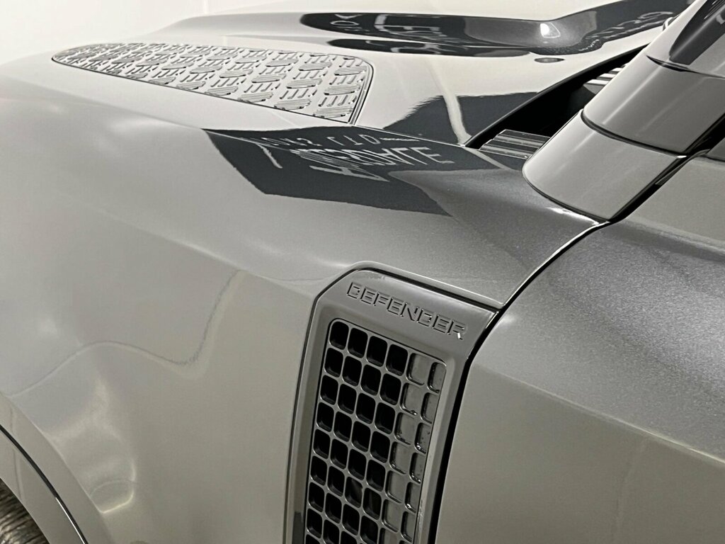 Land Rover Defender X-dynamic Hse Red #11