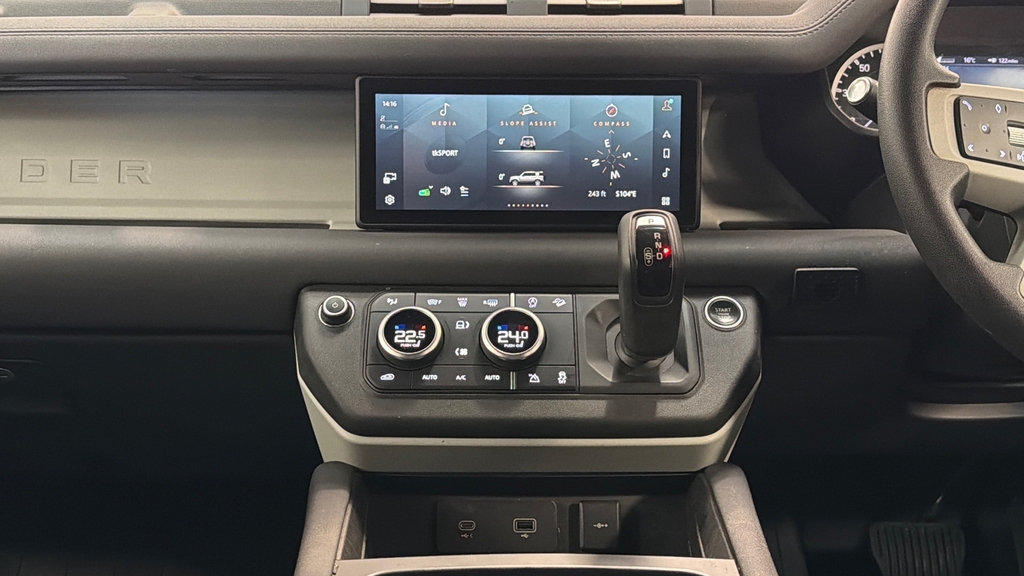 Land Rover Defender 3.0 Defender X-dynamic Black #14