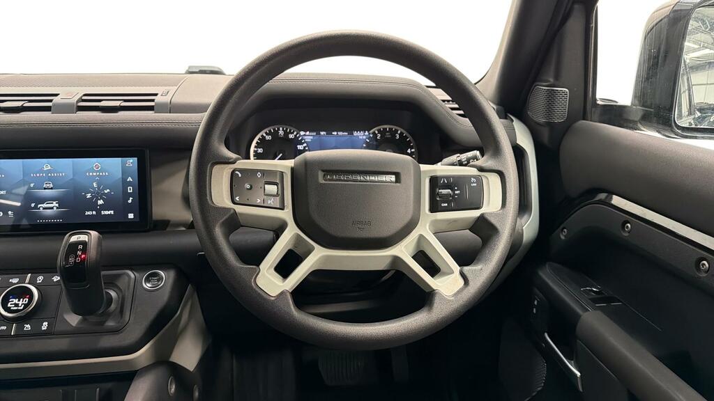 Land Rover Defender 3.0 Defender X-dynamic Black #15