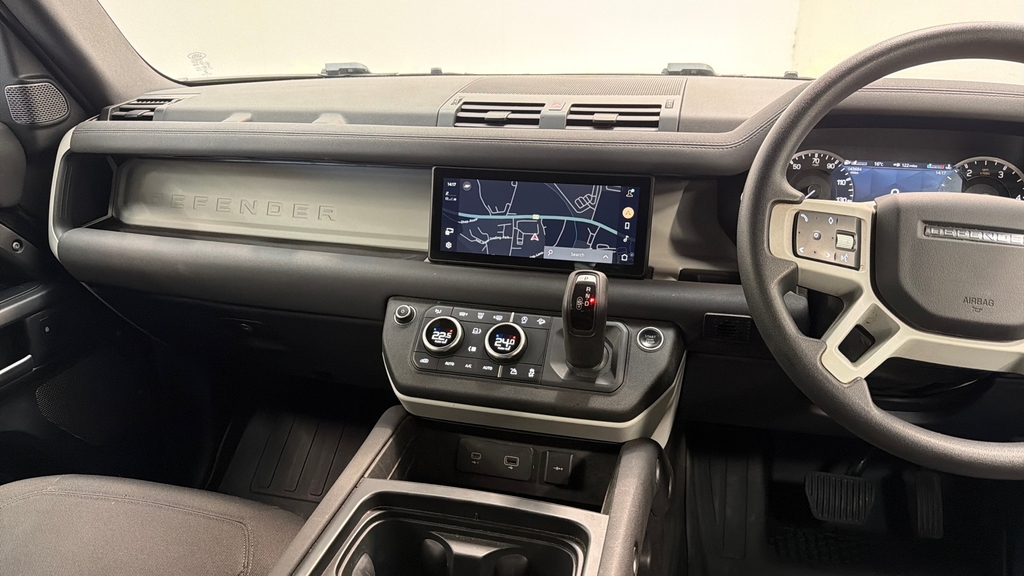 Land Rover Defender 3.0 Defender X-dynamic Black #28