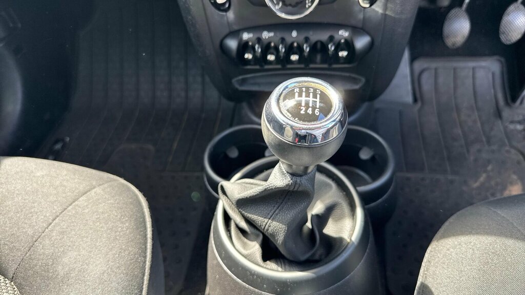 Mini Countryman 1.6 Cooper D Black #25