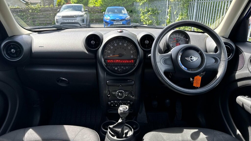 Mini Countryman 1.6 Cooper D Black #17
