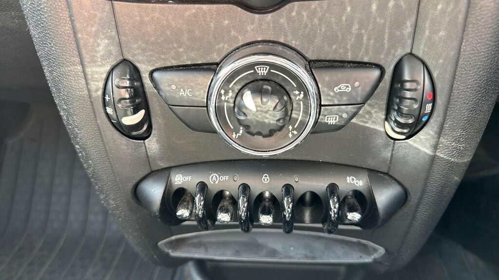 Mini Countryman 1.6 Cooper D Black #21