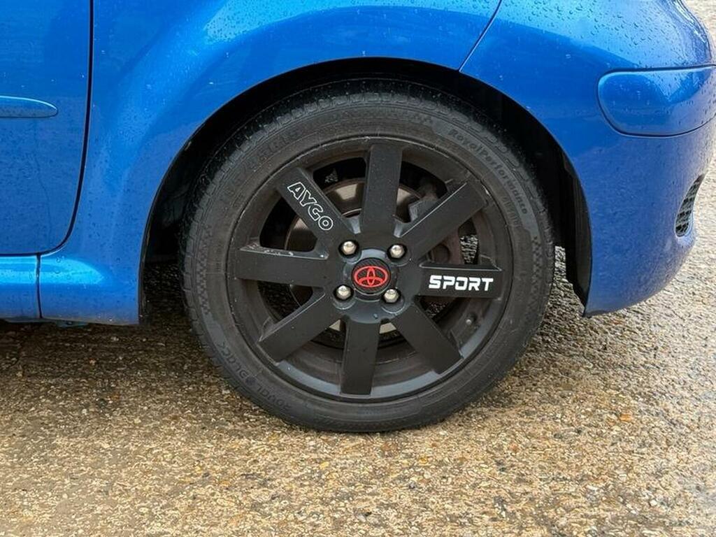 Toyota Aygo 1.0 Aygo Blue Blue #39