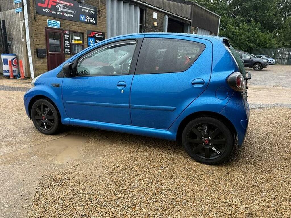 Toyota Aygo 1.0 Aygo Blue Blue #10