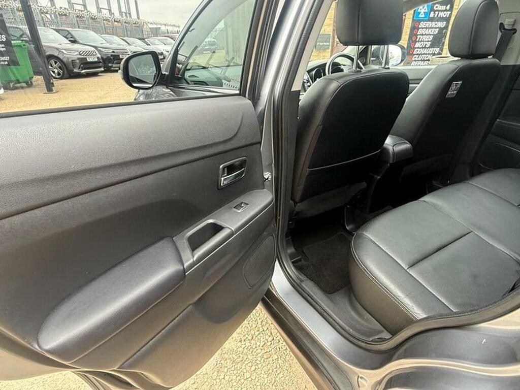 Mitsubishi ASX 2015 2.3L Di-d 4 147 Bhp Black #79