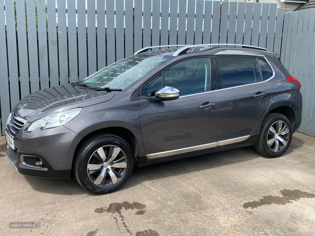 Peugeot 2008 1.6 Bluehdi 120 Allure Grey #3