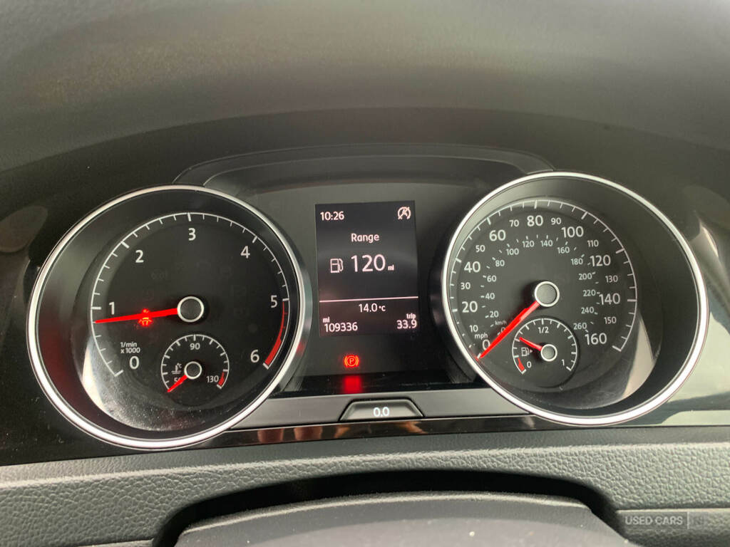 Volkswagen Golf Hatchback #19
