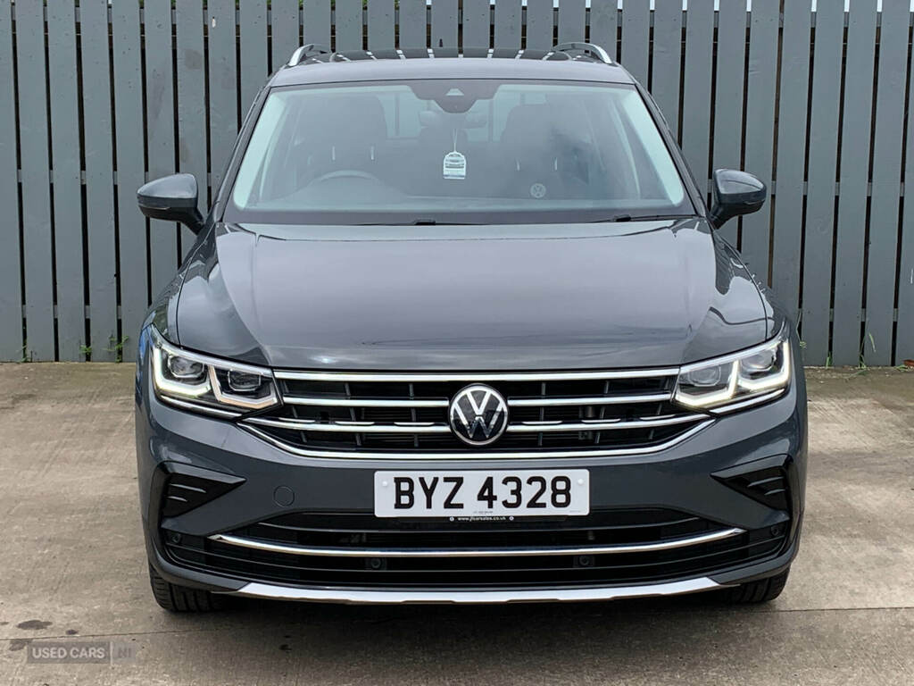 Volkswagen Tiguan 1.5 Tsi 150 Elegance Dsg Grey #2