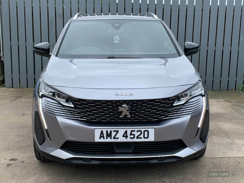 Peugeot 3008 1.5 Bluehdi Allure Premium Eat8 Grey #2