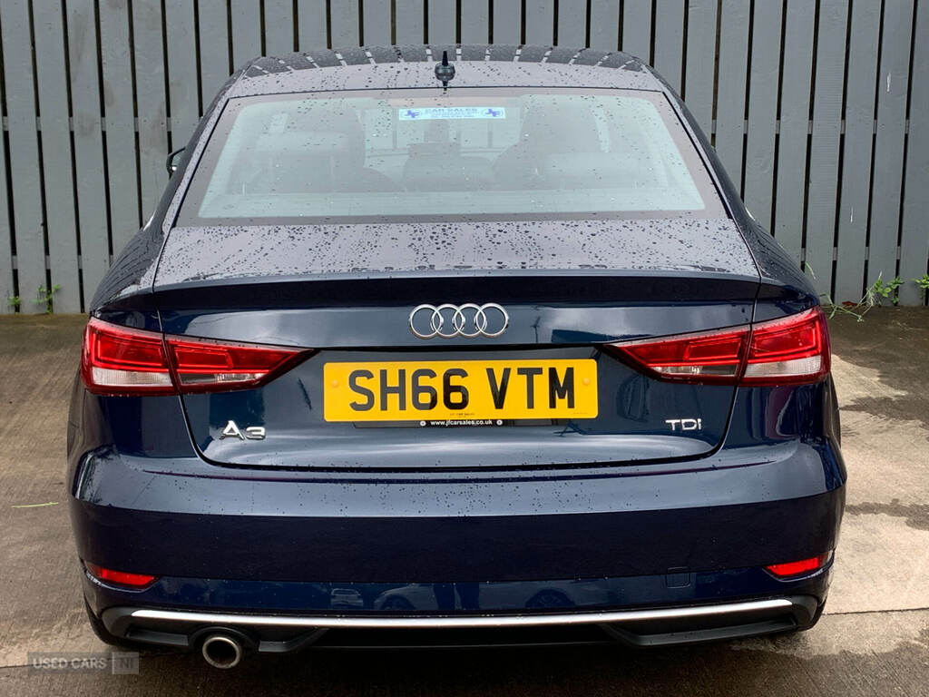 Audi A3 1.6 Tdi Sport Blue #4