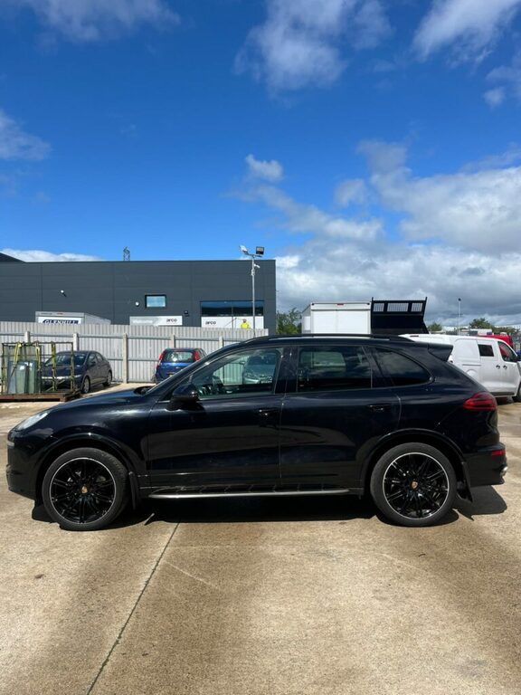 Porsche Cayenne V6 Tiptronic S  #4