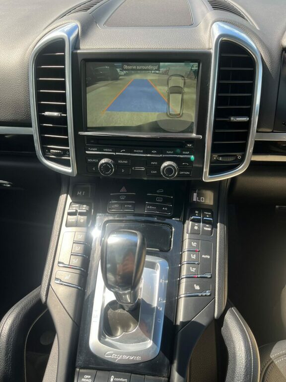 Porsche Cayenne 3L Platinum Edition Black #13
