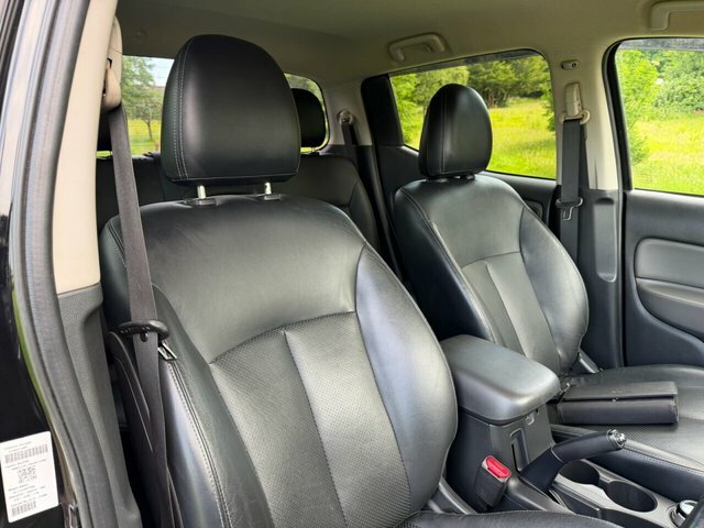 Mitsubishi L200  Black #8