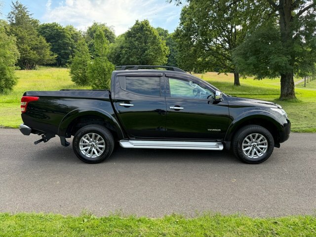 Mitsubishi L200  Black #18