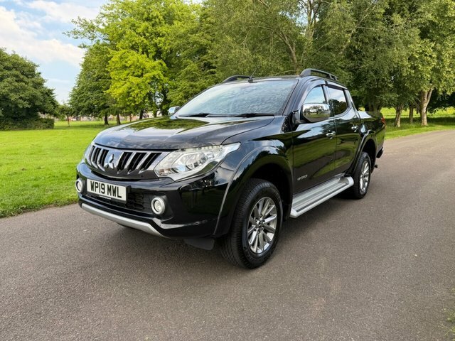 Mitsubishi L200  Black #12