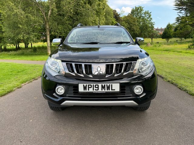 Mitsubishi L200  Black #11