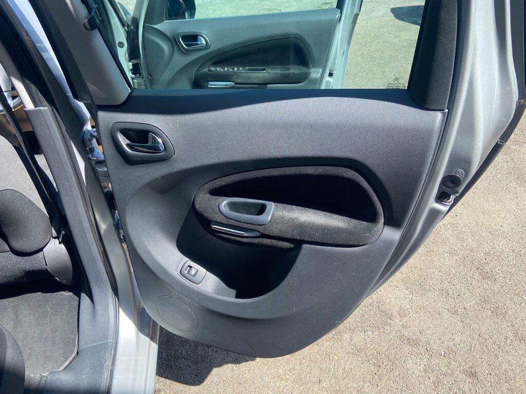 Citroen C3 Picasso 1.6L Code White #28