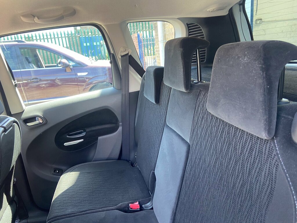 Citroen C3 Picasso 1.6L Code White #20