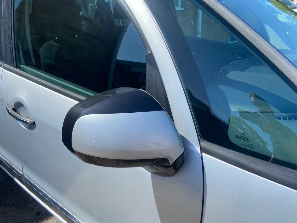 Citroen C3 Picasso 1.6L Code White #7