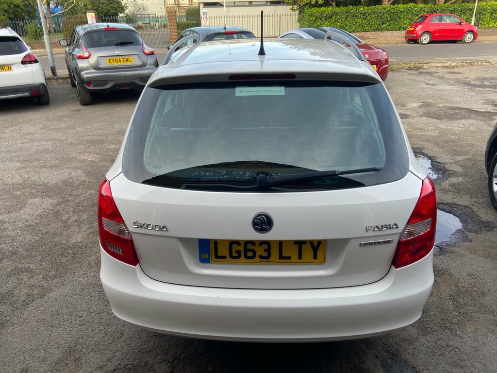 Skoda Fabia 1.2 Tdi Greenline II Estate Euro White #6