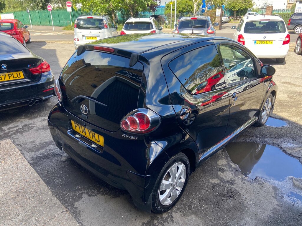 Toyota Aygo 1.0 Vvt-i Move Hatchback Euro 5 Black #6