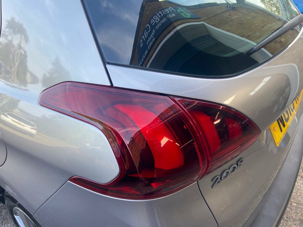 Peugeot 2008 1.2 Puretech Active Euro 6 Grey #11
