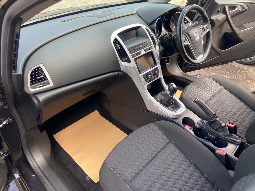 Vauxhall Astra 1.7L Exclusiv Cdti Ecoflex Ss 128 Bhp Grey #18