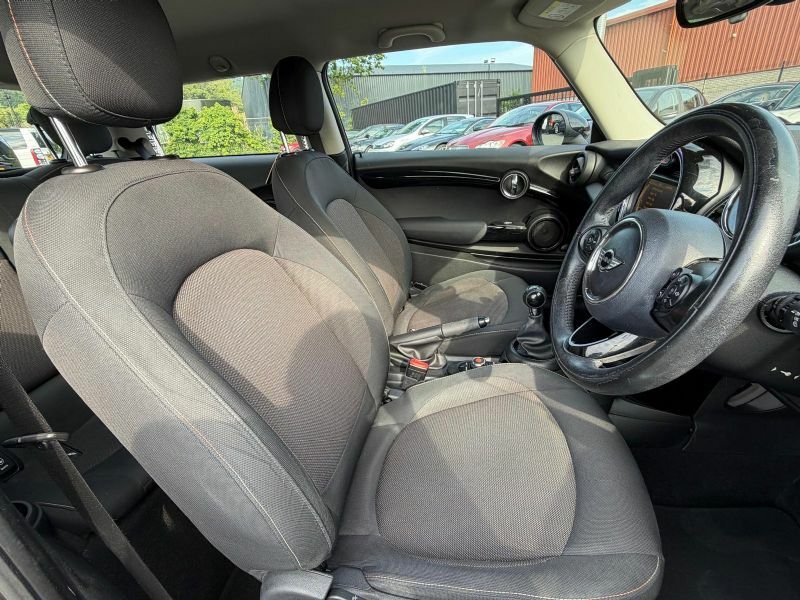 Mini Hatch 1.2 Ideal First Car LX04LOR Black #2