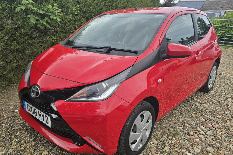 Toyota Aygo Hatchback Red #6