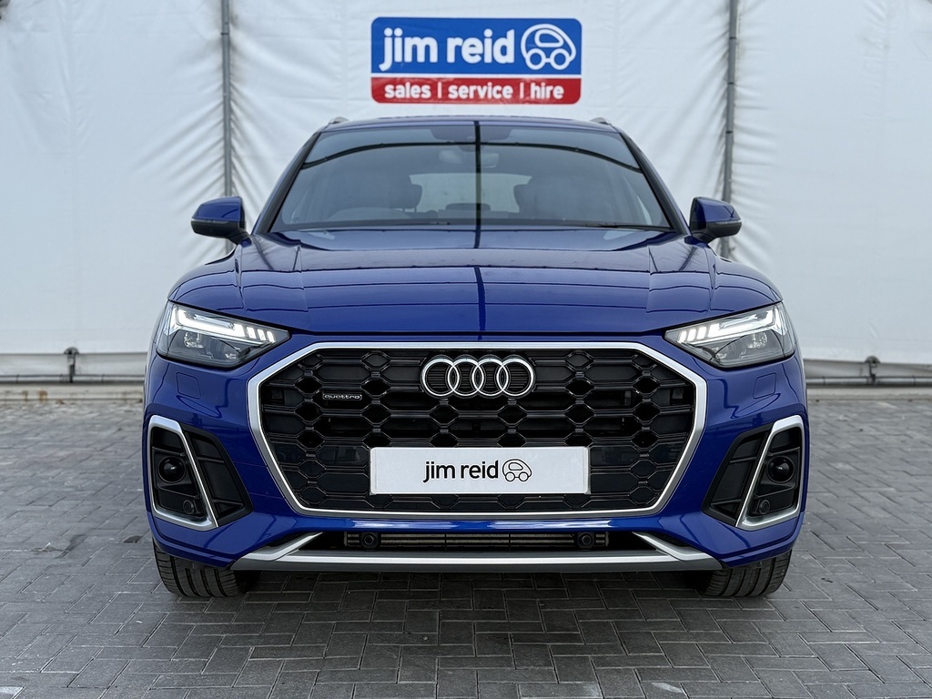 Audi Q5 Tfsi S Line Blue
