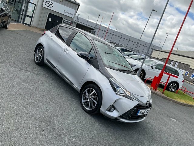 Toyota Yaris 1.5 Vvt-i Y20 Hatchback Euro 6 Silver #2