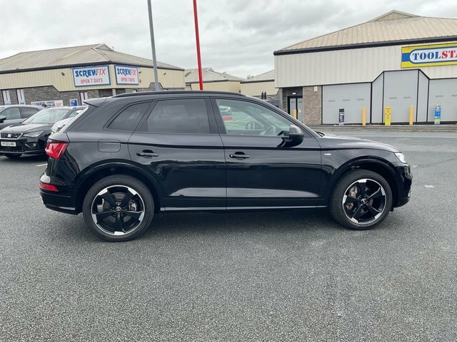 Audi Q5 2.0 Tdi 40 Black Edition Suv S Tronic Q Black #3