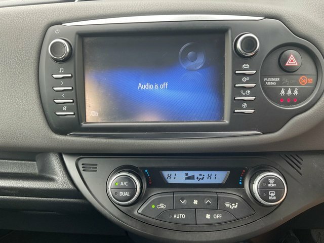 Toyota Yaris 1.5 Vvt-h Icon Tech Hatchback Hybrid E- PY68AZT Black #5