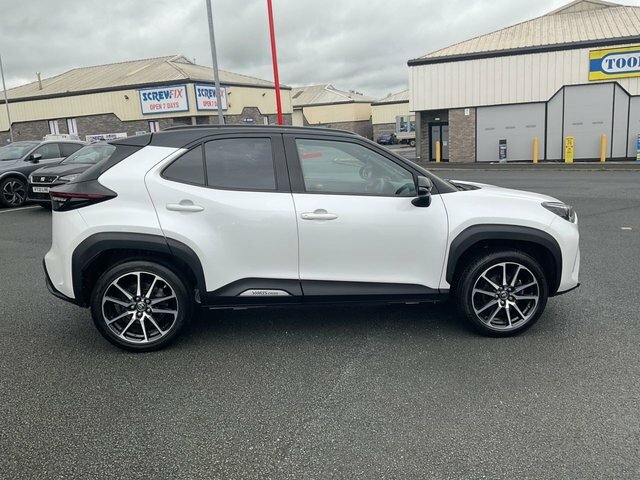 Toyota Yaris Cross 1.5 Vvt-h Gr Sport Suv Hybrid E-cvt Eur White #3