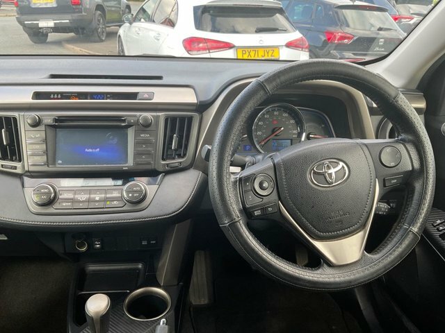 Toyota Rav 4 2.2 D Invincible 4Wd Red #30