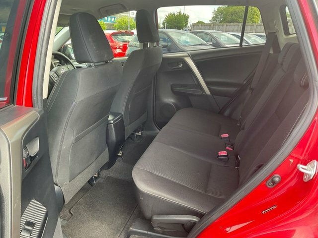 Toyota Rav 4 2.2 D Invincible 4Wd Red #28