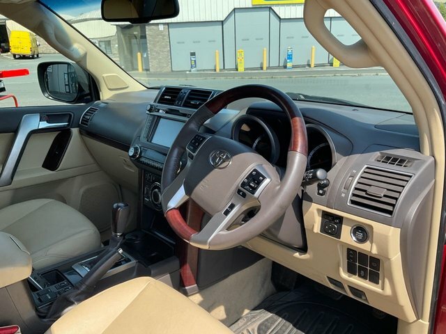 Toyota Land Cruiser D-4d Invincible Beige #29