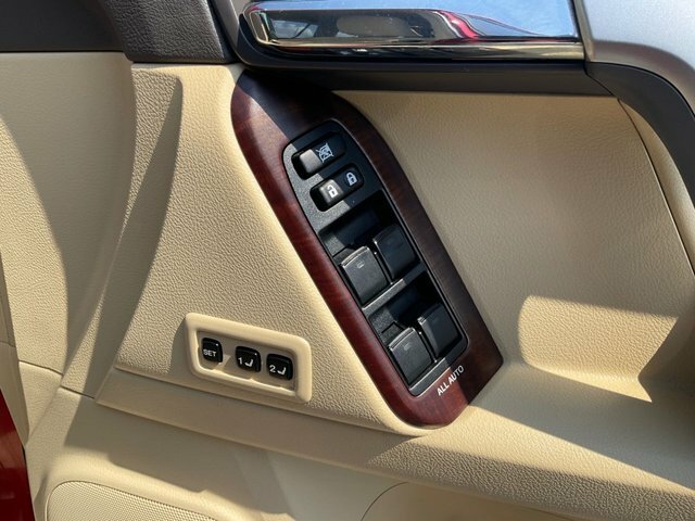 Toyota Land Cruiser D-4d Invincible Beige #27